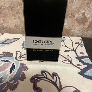 Carolina Herrera Good Girl Black and White Box
